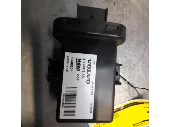 Gebruikte Computer Verlichting Volvo XC60 I (DZ) 2.4 D5 20V AWD Prijs € 30,00 Margeregeling aangeboden door Poolman autodemontage