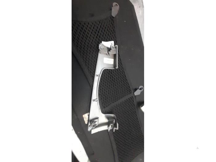 Dashboard sierlijst van een MINI Mini (F56) 1.5 12V Cooper 2015