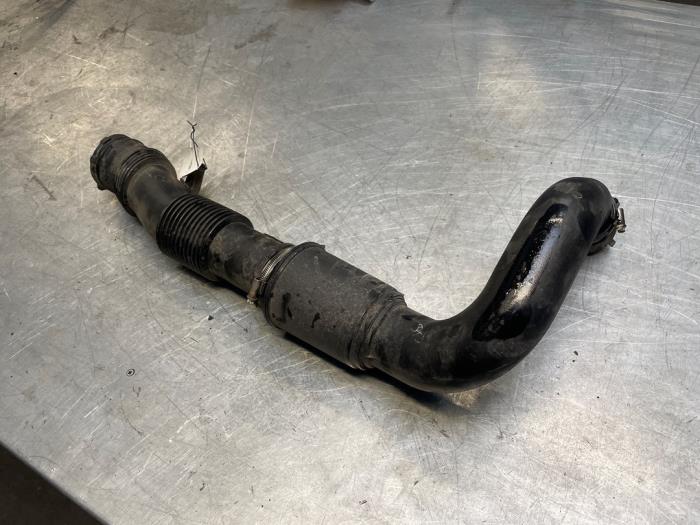 Aanzuigslang Lucht van een Jaguar XF (CC9) 2.2 D 16V 2013