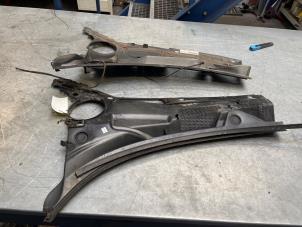 Gebruikte Paravan Jaguar XF (CC9) 2.2 D 16V Prijs € 40,00 Margeregeling aangeboden door Poolman autodemontage