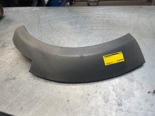 Gebruikte Schermverbreder Dodge Nitro 2.8 CRD 16V 4x2 Prijs € 40,00 Margeregeling aangeboden door Poolman autodemontage