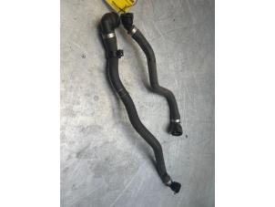Gebruikte Koelwaterslang BMW 4 serie Gran Coupe (F36) 420i 2.0 Turbo 16V Prijs € 20,00 Margeregeling aangeboden door Poolman autodemontage