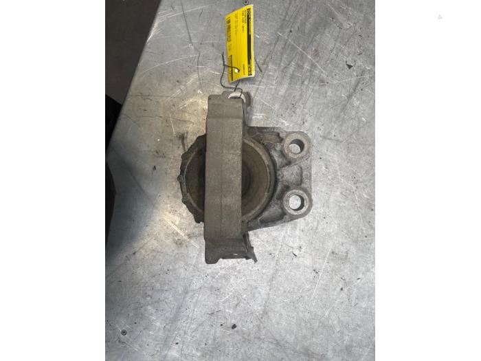 Gebruikte Motorsteun Ford Kuga II (DM2) 2.0 TDCi 16V 140 4x4 Prijs € 30,00 Margeregeling aangeboden door Poolman autodemontage