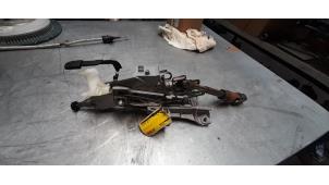 Gebruikte Stuurkolom compleet Ford Kuga II (DM2) 2.0 TDCi 16V 140 4x4 Prijs € 75,00 Margeregeling aangeboden door Poolman autodemontage