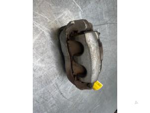 Gebruikte Remklauw (Tang) rechts-voor Mitsubishi Eclipse Cross (GK/GL) 1.5 Turbo 16V 2WD Prijs € 50,00 Margeregeling aangeboden door Poolman autodemontage