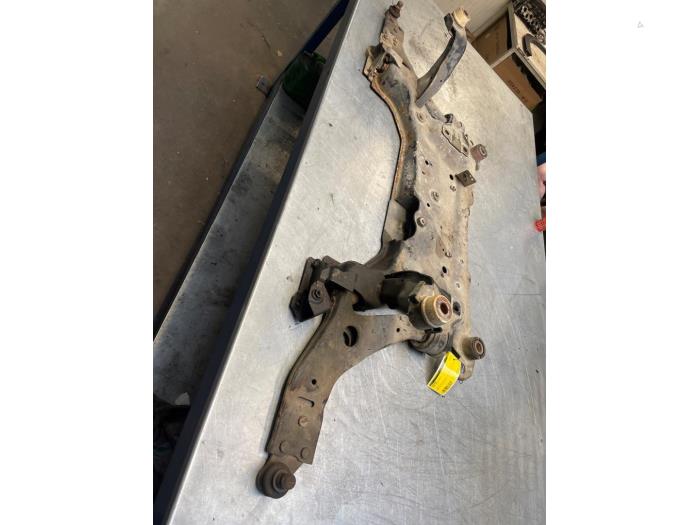 Gebruikte Subframe Ford Kuga II (DM2) 2.0 TDCi 16V 140 4x4 Prijs € 100,00 Margeregeling aangeboden door Poolman autodemontage