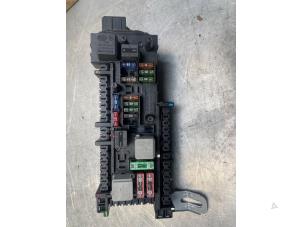 Gebruikte Zekeringkast Mercedes E Estate (S212) E-350 CDI BlueTEC 3.0 V6 24V 4-Matic Prijs € 30,00 Margeregeling aangeboden door Poolman autodemontage