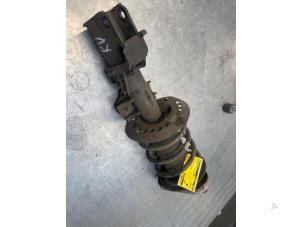 Gebruikte Schokdemperpoot rechts-voor Mercedes E Estate (S212) E-350 CDI BlueTEC 3.0 V6 24V 4-Matic Prijs € 75,00 Margeregeling aangeboden door Poolman autodemontage