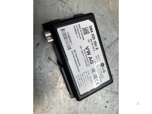 Gebruikte Telefoon Module Volkswagen Passat Alltrack (3G5) 2.0 TDI BiTurbo 16V 4Motion Prijs € 50,00 Margeregeling aangeboden door Poolman autodemontage