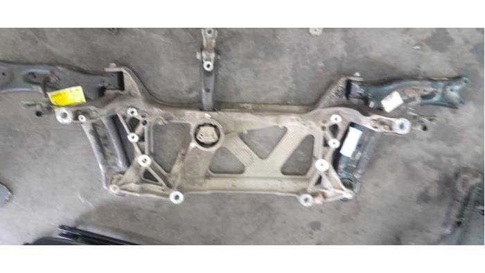 Gebruikte Subframe Volkswagen Passat Alltrack (3G5) 2.0 TDI BiTurbo 16V 4Motion Prijs € 50,00 Margeregeling aangeboden door Poolman autodemontage