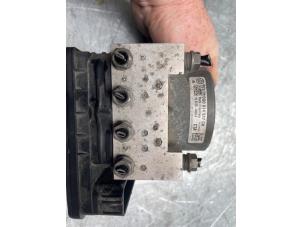 Gebruikte ABS Pomp Volkswagen Passat Alltrack (3G5) 2.0 TDI BiTurbo 16V 4Motion Prijs € 75,00 Margeregeling aangeboden door Poolman autodemontage