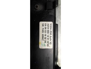 Gebruikte Display Multi Media regelunit Mercedes C (W204) 1.6 C-180K 16V BlueEfficiency Prijs € 50,00 Margeregeling aangeboden door Poolman autodemontage