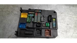 Gebruikte Computer Body Control Peugeot 308 SW (L4/L9/LC/LJ/LR) 2.0 BlueHDi 150 16V Prijs € 75,00 Margeregeling aangeboden door Poolman autodemontage