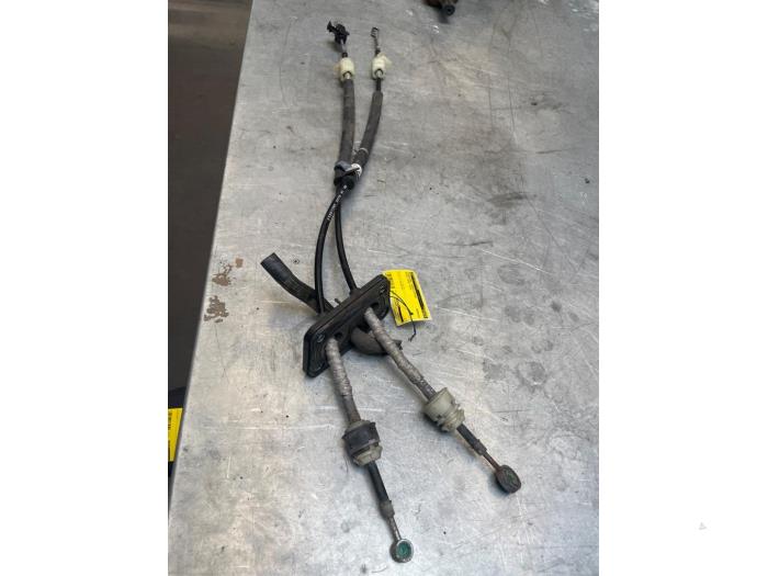 Gebruikte Schakelkabel Versnellingsbak Peugeot Boxer (U9) 2.2 HDi 150 Prijs € 48,40 Inclusief btw aangeboden door Poolman autodemontage