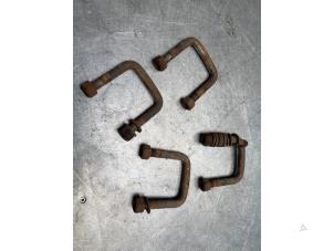 Gebruikte Veerstrop Peugeot Boxer (U9) 2.2 HDi 150 Prijs € 36,30 Inclusief btw aangeboden door Poolman autodemontage