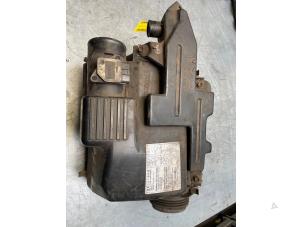 Gebruikte Luchtfilterhuis Toyota Land Cruiser (J12) 3.0 D-4D 16V Prijs € 50,00 Margeregeling aangeboden door Poolman autodemontage