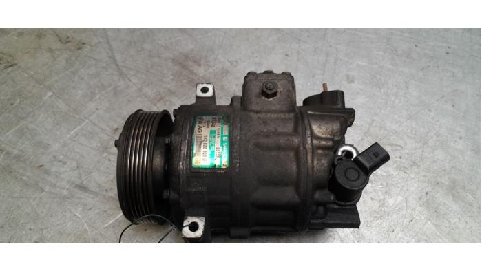 Gebruikte Aircopomp Volkswagen Caddy III (2KA,2KH,2CA,2CH) 1.9 TDI Prijs € 40,00 Margeregeling aangeboden door Poolman autodemontage