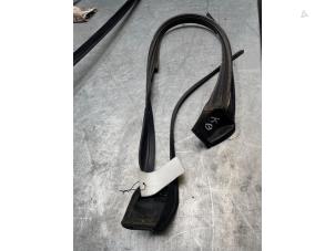 Gebruikte Kofferdeksel Rubber Tesla Model X 100X Prijs € 50,00 Margeregeling aangeboden door Poolman autodemontage