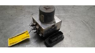 Gebruikte ABS Pomp Jeep Grand Cherokee (WK/WK2) 3.0 CRD V6 24V Prijs € 150,00 Margeregeling aangeboden door Poolman autodemontage