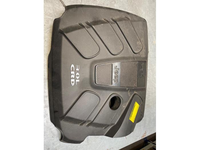 Gebruikte Afdekplaat motor Jeep Grand Cherokee (WK/WK2) 3.0 CRD V6 24V Prijs € 40,00 Margeregeling aangeboden door Poolman autodemontage