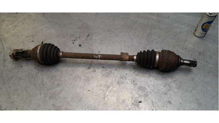 Gebruikte Aandrijfas links-achter Opel Antara (LA6) 2.4 16V 4x4 Prijs € 30,00 Margeregeling aangeboden door Poolman autodemontage