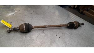 Gebruikte Steekas rechts-achter Opel Antara (LA6) 2.4 16V 4x4 Prijs € 30,00 Margeregeling aangeboden door Poolman autodemontage