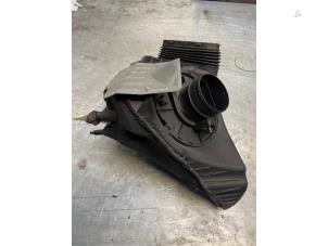 Gebruikte Luchtfilterhuis Audi A6 Avant (C7) 2.0 TDI 16V Prijs € 40,00 Margeregeling aangeboden door Poolman autodemontage