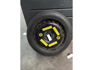 Gebruikte Reservewiel Audi A8 (D4) 3.0 TDI V6 24V Quattro Prijs € 75,00 Margeregeling aangeboden door Poolman autodemontage