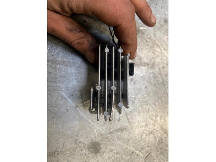 Gebruikte Module LED koplamp Volkswagen Caddy IV 2.0 TDI 102 Prijs € 50,00 Margeregeling aangeboden door Poolman autodemontage