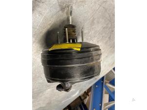 Gebruikte Rembooster Ford Usa Mustang VI Fastback 5.0 GT Ti-VCT V8 32V Prijs € 50,00 Margeregeling aangeboden door Poolman autodemontage