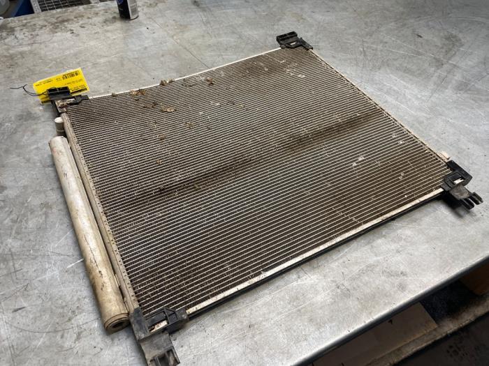Gebruikte Airco Condensor Toyota Hilux V/VI 2.4 D4D-F 16V 4x4 Prijs € 90,75 Inclusief btw aangeboden door Poolman autodemontage