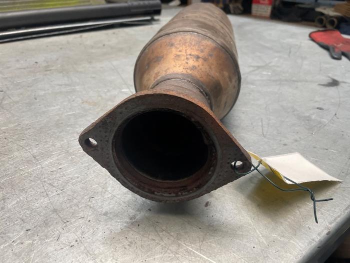 Katalysator van een Volvo V70 (SW) 2.4 D5 20V 2005