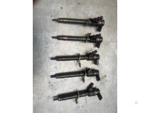 Gebruikte Verstuiver (diesel) Volvo V70 (SW) 2.4 D5 20V Prijs € 25,00 Margeregeling aangeboden door Poolman autodemontage