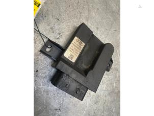 Gebruikte Brandstofpomp module Audi A8 (D4) 3.0 TDI V6 24V Quattro Prijs € 40,00 Margeregeling aangeboden door Poolman autodemontage