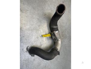 Gebruikte Intercooler Buis Audi A8 (D4) 3.0 TDI V6 24V Quattro Prijs € 40,00 Margeregeling aangeboden door Poolman autodemontage