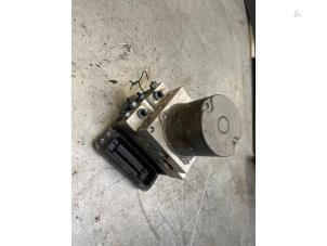 Gebruikte ABS Pomp Audi A8 (D4) 3.0 TDI V6 24V Quattro Prijs € 100,00 Margeregeling aangeboden door Poolman autodemontage