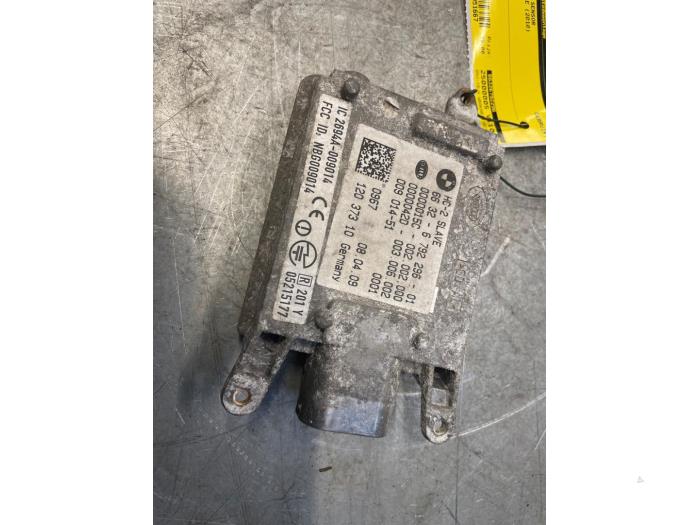 Gebruikte Dode hoek sensor BMW 7 serie (F01/02/03/04) 750i,Li,LiS V8 32V Prijs € 50,00 Margeregeling aangeboden door Poolman autodemontage