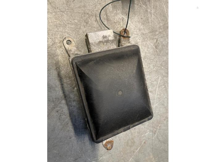 Gebruikte Dode hoek sensor BMW 7 serie (F01/02/03/04) 750i,Li,LiS V8 32V Prijs € 50,00 Margeregeling aangeboden door Poolman autodemontage