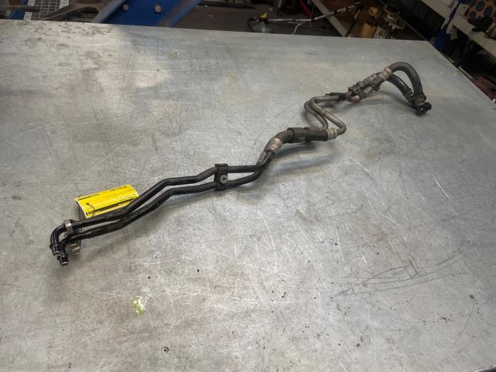 Gebruikte Oliedruk Leiding BMW 7 serie (F01/02/03/04) 750i,Li,LiS V8 32V Prijs € 50,00 Margeregeling aangeboden door Poolman autodemontage