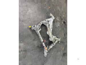Gebruikte Subframe BMW 7 serie (F01/02/03/04) 750i,Li,LiS V8 32V Prijs € 50,00 Margeregeling aangeboden door Poolman autodemontage