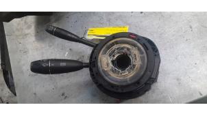 Gebruikte Combischakelaar Stuurkolom Mercedes C (W204) 1.6 C-180K 16V BlueEfficiency Prijs € 30,00 Margeregeling aangeboden door Poolman autodemontage