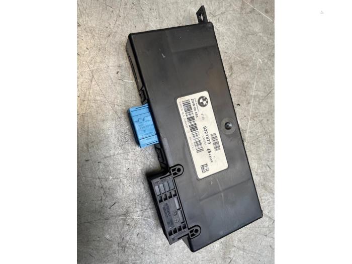 Gateway module van een BMW 5 serie (F10) 535i 24V TwinPower Turbo 2015