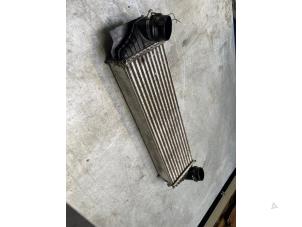 Gebruikte Intercooler BMW 5 serie (F10) 535i 24V TwinPower Turbo Prijs € 50,00 Margeregeling aangeboden door Poolman autodemontage