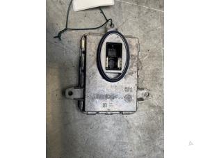 Gebruikte Xenon module BMW 5 serie (F10) 535i 24V TwinPower Turbo Prijs € 40,00 Margeregeling aangeboden door Poolman autodemontage