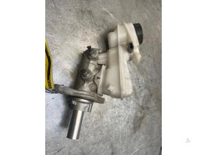 Gebruikte Hoofdremcilinder Ford Ranger 3.2 TDCI 20V 4x4 Prijs € 90,75 Inclusief btw aangeboden door Poolman autodemontage