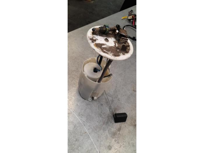 Gebruikte Tank element Pomp Citroen C4 Aircross (BU) 1.6i 16V 115 Prijs € 39,00 Margeregeling aangeboden door Poolman autodemontage