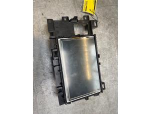 Gebruikte Display Multi Media regelunit Renault Master III (MA/MB/MC/MD/MH/MF/MG/MH) 2.3 dCi 135 16V FWD Prijs € 181,50 Inclusief btw aangeboden door Poolman autodemontage