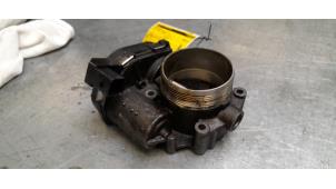 Gebruikte Gasklephuis BMW 7 serie (F01/02/03/04) 750i,Li,LiS V8 32V Prijs € 50,00 Margeregeling aangeboden door Poolman autodemontage