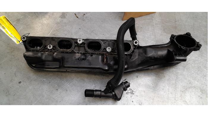 Gebruikte Inlaatspruitstuk BMW 7 serie (F01/02/03/04) 750i,Li,LiS V8 32V Prijs € 40,00 Margeregeling aangeboden door Poolman autodemontage
