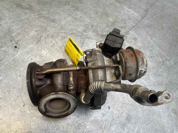 Gebruikte G-lader BMW 7 serie (F01/02/03/04) 750i,Li,LiS V8 32V Prijs € 250,00 Margeregeling aangeboden door Poolman autodemontage